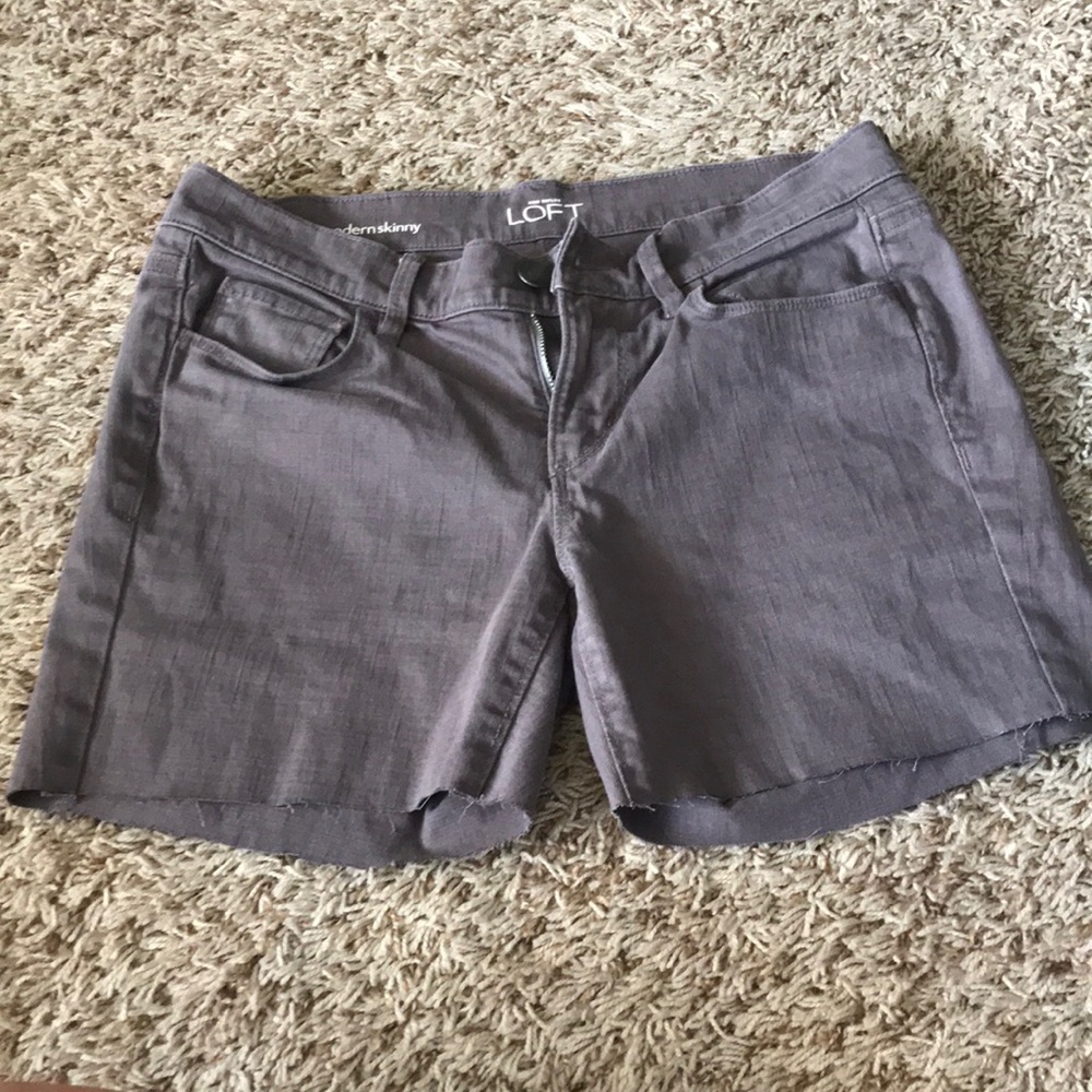 Cutoff shorts